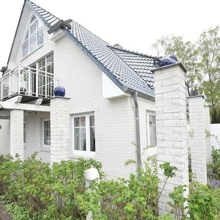 In Near Baltic Sea Villa Zingst