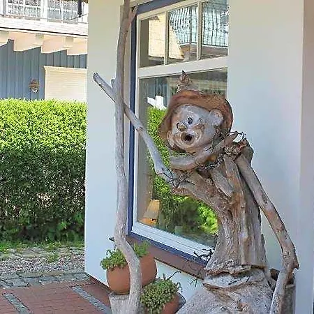 In Nahe Ostseestrand 别墅 青斯特